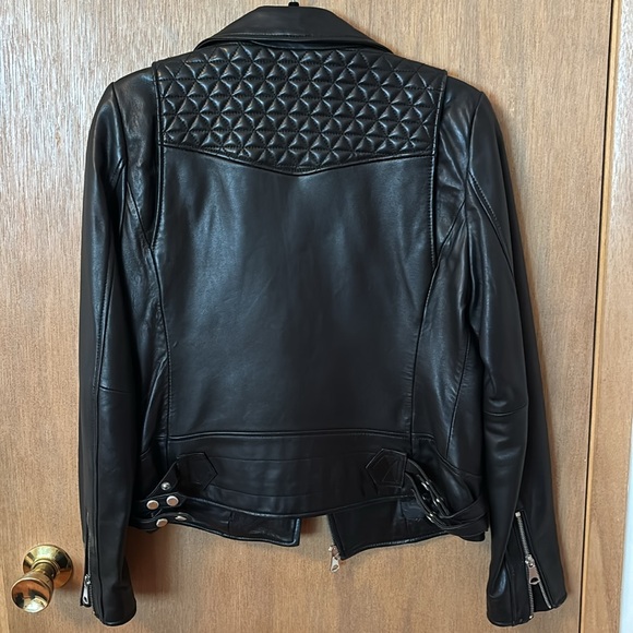 Size M Andrew Marc black leather jacket - Picture 3 of 5